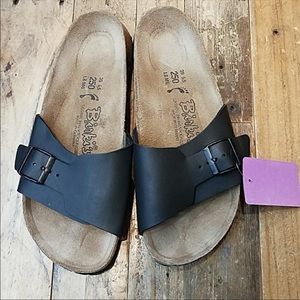 Brand New Birkenstocks!  No box Size L8/M6
